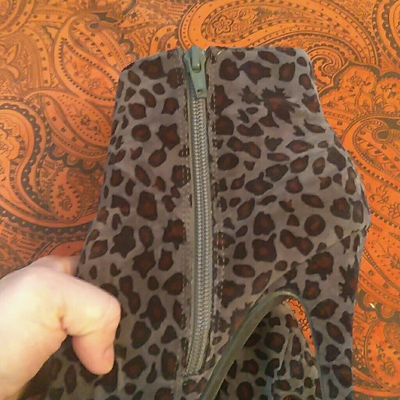 Velvet Booties - Picture 5 of 5